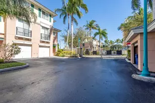 260 NE 3rd St, Delray Beach, FL 33444 - Photo 33