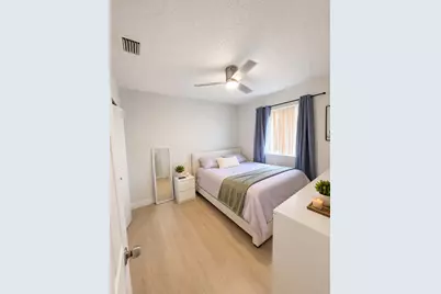332 NW 107th Avenue, Pembroke Pines, FL 33026 - Photo 15