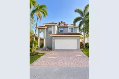 332 NW 107th Avenue, Pembroke Pines, FL 33026 - Photo 1