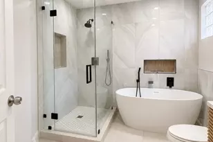 332 NW 107th Ave, Pembroke Pines, FL 33026 - Photo 13