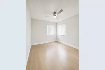 332 NW 107th Avenue, Pembroke Pines, FL 33026 - Photo 17