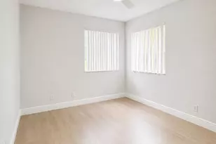 332 NW 107th Ave, Pembroke Pines, FL 33026 - Photo 17