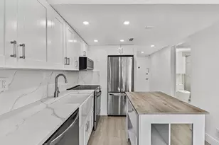 2900 NE 30th St, Fort Lauderdale, FL 33306 - Photo 7