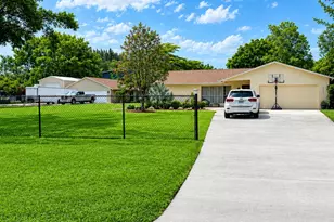 8645 Pinto Dr, Lake Worth, FL 33467 - Photo 1