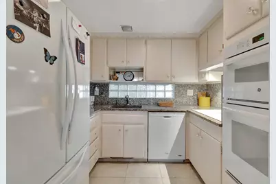 2711 S Ocean Boulevard #0020, Highland Beach, FL 33487 - Photo 21