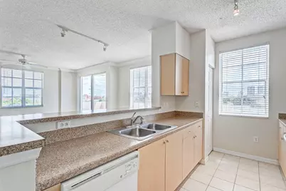 616 Clearwater Park Road #602, West Palm Beach, FL 33401 - Photo 15