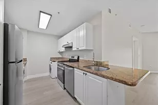 2020 Greenview Shores Blvd, Wellington, FL 33414 - Photo 7
