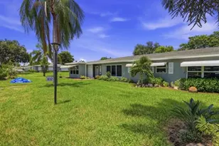 832 High Point Dr W, Delray Beach, FL 33445 - Photo 1