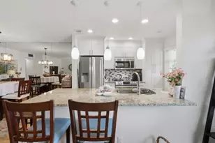 832 High Point Dr W, Delray Beach, FL 33445 - Photo 7