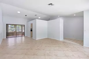 2171 NW 76th Ave, Margate, FL 33063 - Photo 9