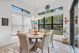 9368 Cantal Cir E, Parkland, FL 33076 - Photo 5