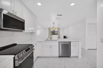 320 Elmira Court, Royal Palm Beach, FL 33411 - Photo 11