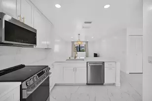320 Elmira Ct, Royal Palm Beach, FL 33411 - Photo 11
