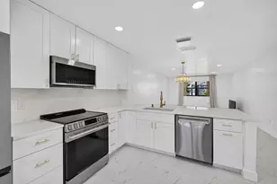 320 Elmira Ct, Royal Palm Beach, FL 33411 - Photo 1
