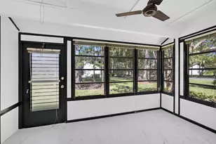 320 Elmira Ct, Royal Palm Beach, FL 33411 - Photo 27