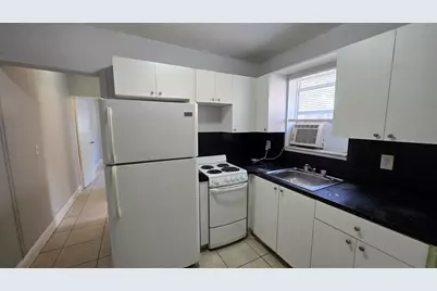 1012 NW 2nd #6, Hallandale Beach, FL 33009 - Photo 3