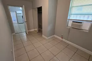 1012 NW 2nd, Hallandale Beach, FL 33009 - Photo 7