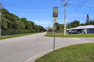 741 23rd Pl SW, Vero Beach, FL 32962 - Photo 27