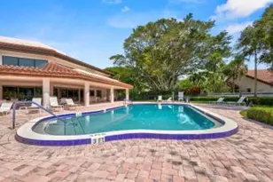 6050 SE Martinique Dr, Stuart, FL 34997 - Photo 17