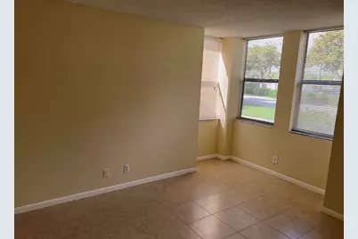 1256 S Military Trail #911, Deerfield Beach, FL 33442 - Photo 7