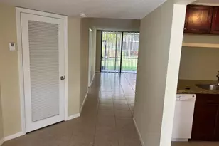 1256 S Military Trail, Deerfield Beach, FL 33442 - Photo 15