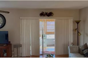 725 Lori Dr, Palm Springs, FL 33461 - Photo 19
