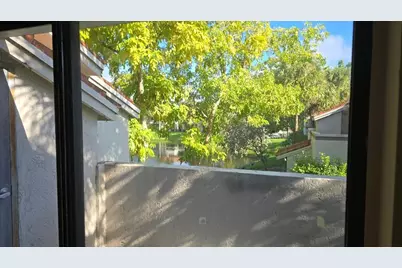 3242 Coral Lake Lane #3242, Coral Springs, FL 33065 - Photo 17