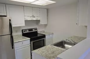 3242 Coral Lake Ln, Coral Springs, FL 33065 - Photo 3