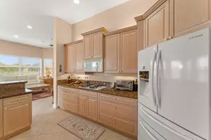 412 NW Aqua Vista Ln, Port Saint Lucie, FL 34986 - Photo 33