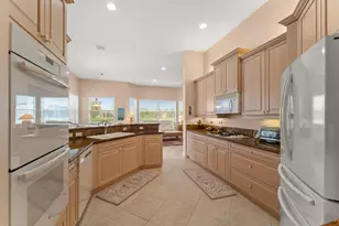 412 NW Aqua Vista Ln, Port Saint Lucie, FL 34986 - Photo 33