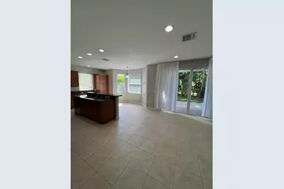 9070 Dupont Place, Wellington, FL 33414 - Photo 9
