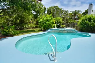 900 NW Waterlily Pl, Jensen Beach, FL 34957 - Photo 5