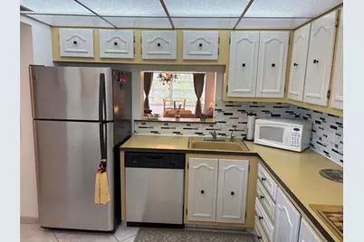 4050 NW 42nd Avenue #415, Lauderdale Lakes, FL 33319 - Photo 3