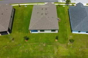 435 Seafoam Cir, Fort Pierce, FL 34945 - Photo 37