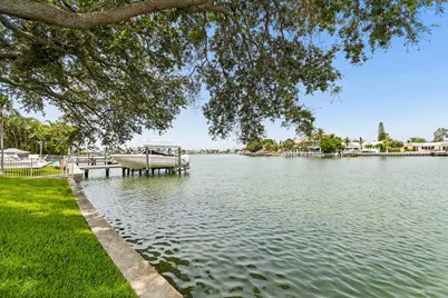 527 Harbor Drive N, Indian Rocks Beach, FL 33785 - Photo 15