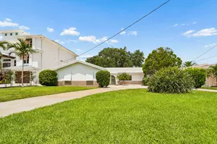 527 Harbor Dr N, Indian Rocks Beach, FL 33785 - Photo 1