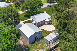 1126 Pine Ave, Fort Pierce, FL 34982 - Photo 3