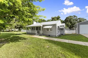 1126 Pine Ave, Fort Pierce, FL 34982 - Photo 7
