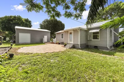 1126 Pine Avenue, Fort Pierce, FL 34982 - Photo 11