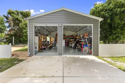 1126 Pine Avenue, Fort Pierce, FL 34982 - Photo 9