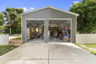 1126 Pine Ave, Fort Pierce, FL 34982 - Photo 9
