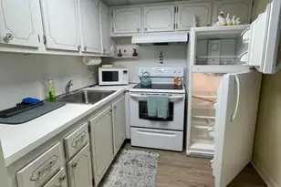 147 Markham G, Deerfield Beach, FL 33442 - Photo 5