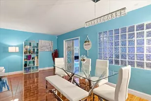 1430 SW 88th Way, Pembroke Pines, FL 33025 - Photo 7