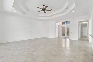 10684 Whitewind Circle, Boynton Beach, FL 33473 - Photo 13