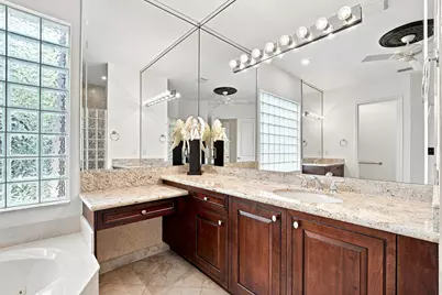 10684 Whitewind Circle, Boynton Beach, FL 33473 - Photo 37