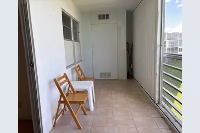 3076 Guildford E, Boca Raton, FL 33434 - Photo 17