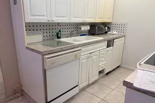 3076 Guildford E, Boca Raton, FL 33434 - Photo 3