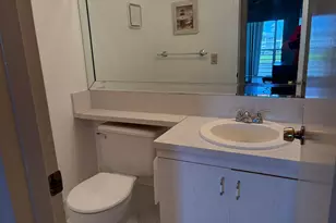 3076 Guildford E, Boca Raton, FL 33434 - Photo 9