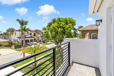 4921 NE 28th Avenue, Lighthouse Point, FL 33064 - Photo 43