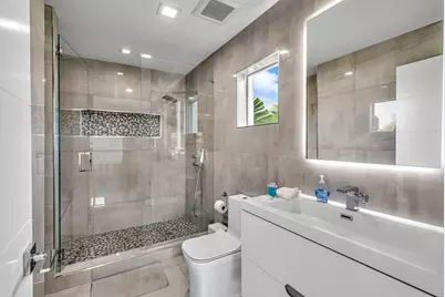 4921 NE 28th Avenue, Lighthouse Point, FL 33064 - Photo 47